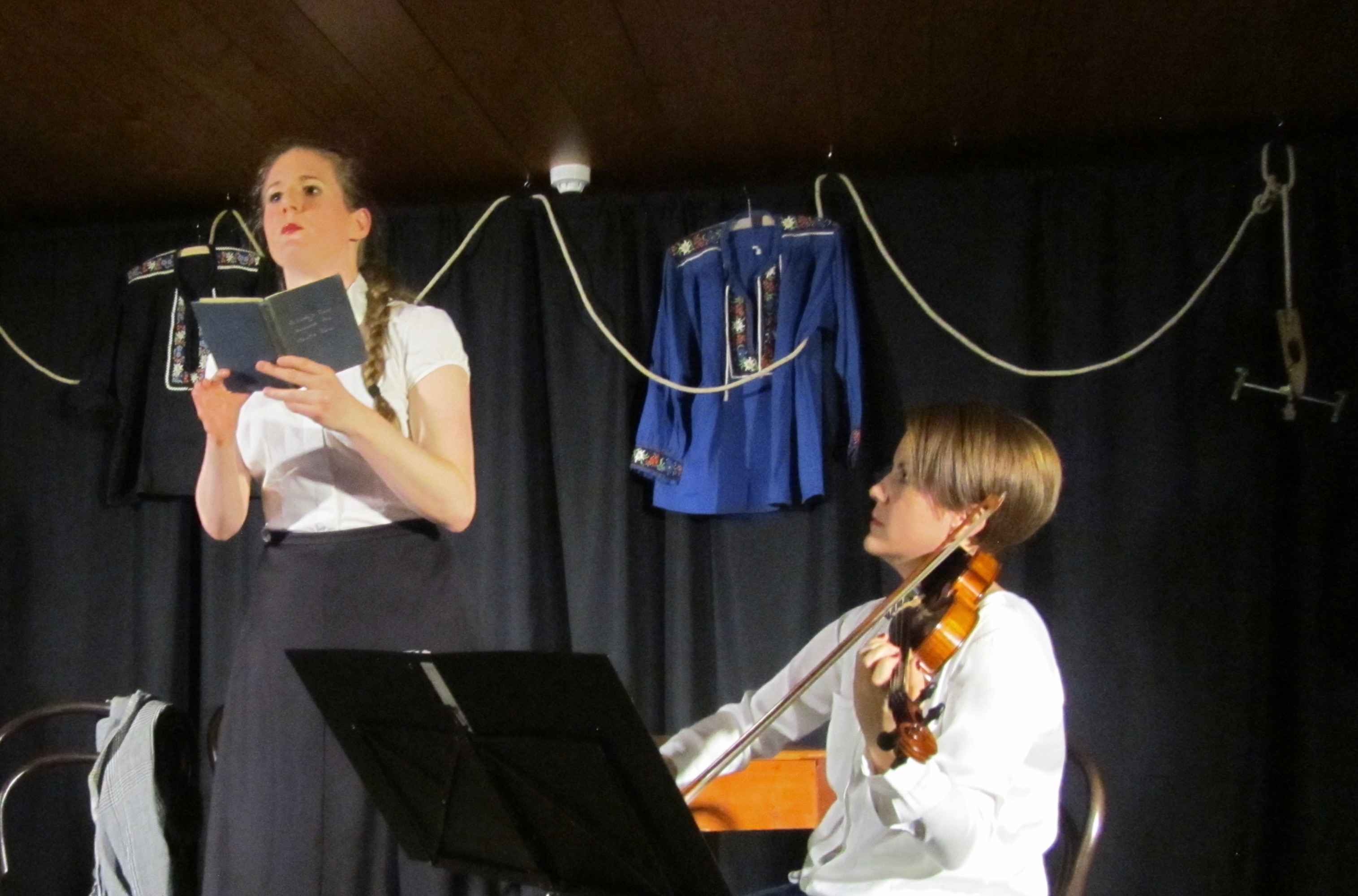 Horu-Froia - Charakterinteraktion