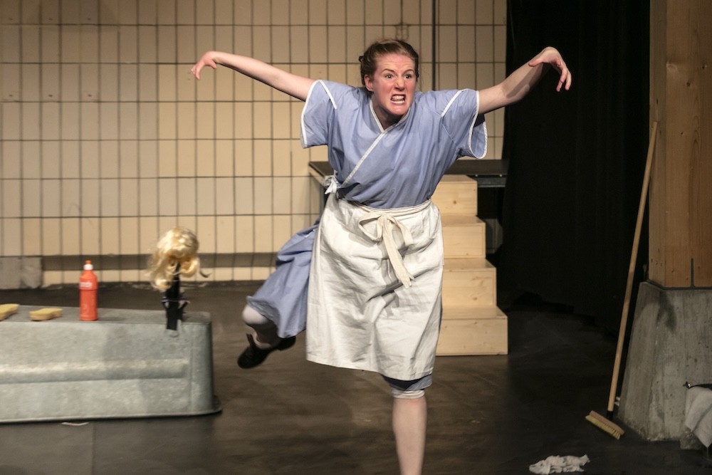 Luftschwimmen dynamischer Moment