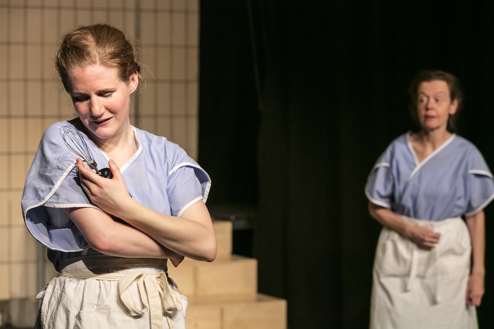 Luftschwimmen dramatische Darstellung